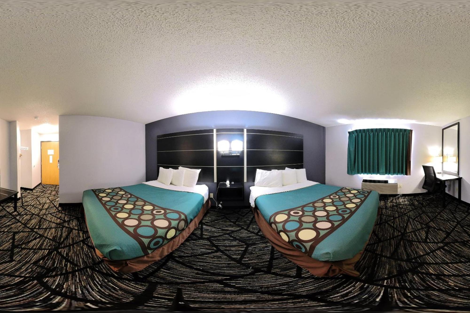 Coratel Inn & Suites By Jasper New Richmond Bagian luar foto