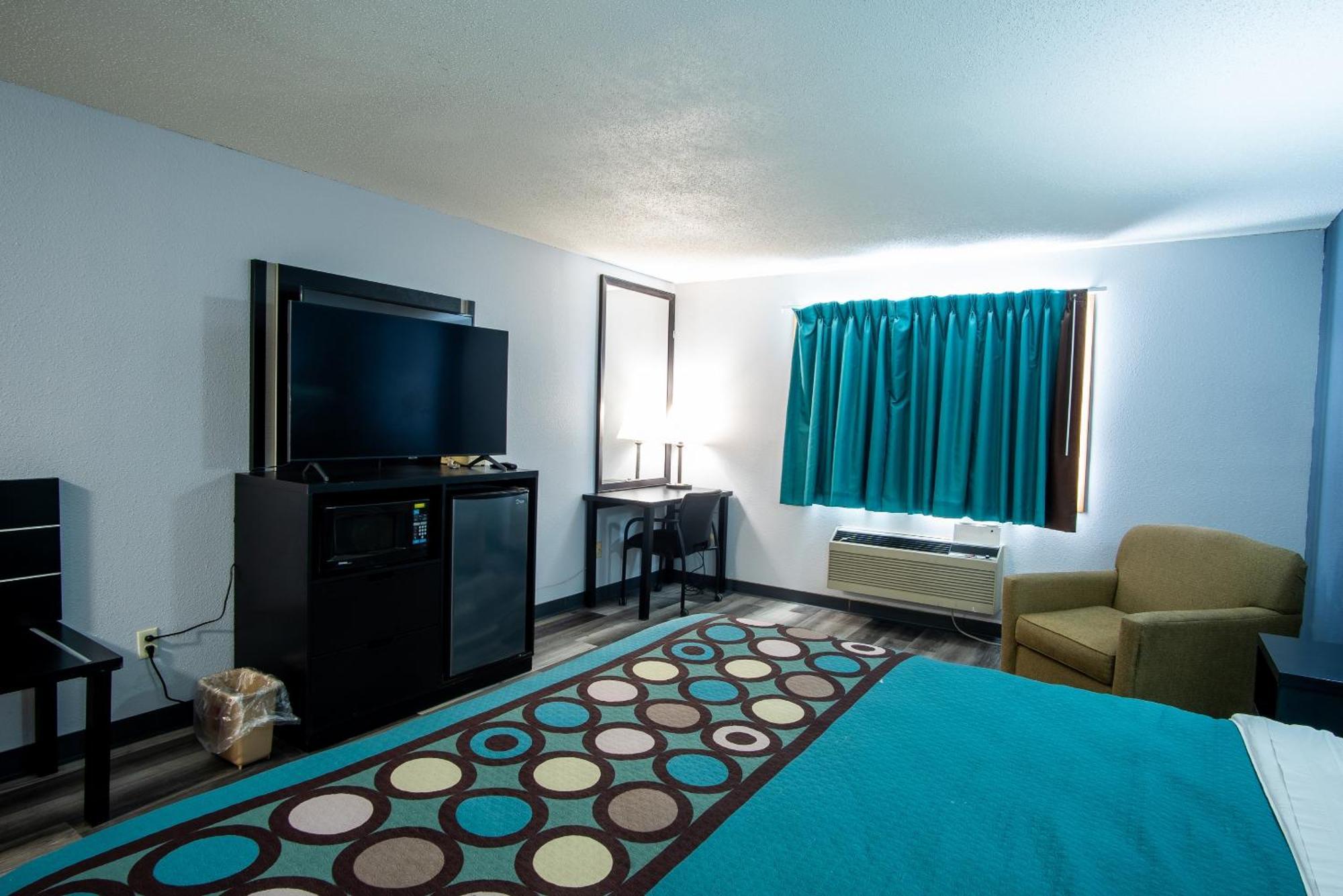 Coratel Inn & Suites By Jasper New Richmond Bagian luar foto